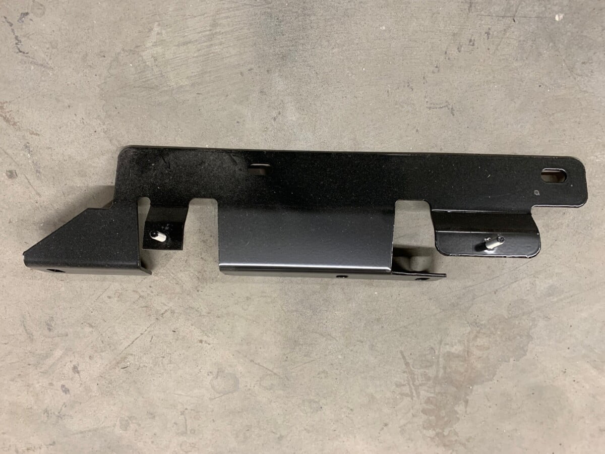 70-042 Volvo 8900 Brakett til støtfangerhjørne venstre side bak